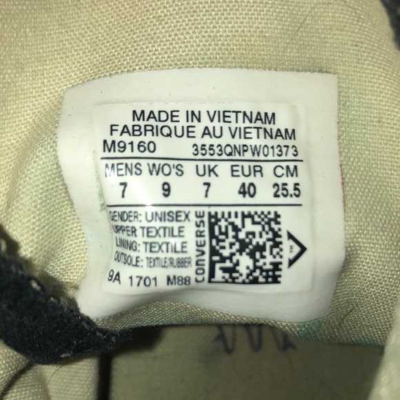 black high top converse - Picture 3 of 7